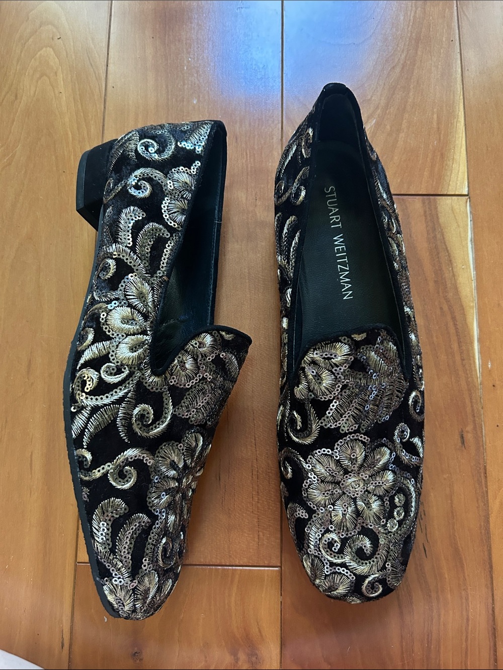 Stuart Weitzman Black Velvet Embellished Floral Loafers - Picture 2 of 12